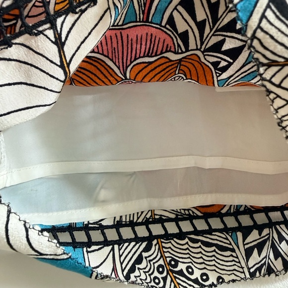 Trina Turk Multicolor Floral High Waist Shorts Size S - Picture 5 of 7